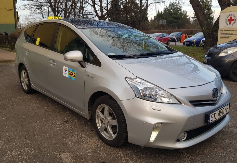 TOYOTA PRIUS PLUS